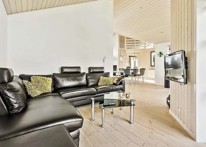 別荘 Luxury Retreat In Oster Hurup-by Traum